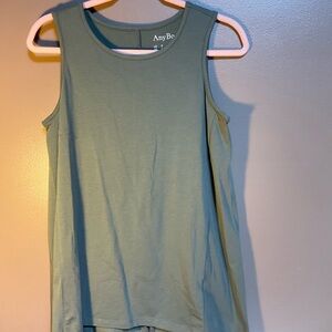 ANYBODY S SLEEVELESS TANK TOP ASYMMETRICAL HEM NWOT GREEN